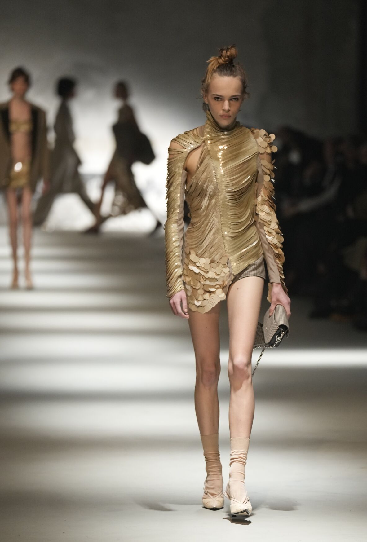 Italy Fashion N21 F/W 22-23
